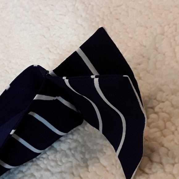 Banana Republic NWT Navy Blue and White Striped Tank Top Blouse - Picture 5 of 5